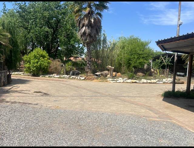 10 BEDROOM HOUSE FOR SALE IN HOMELANDS